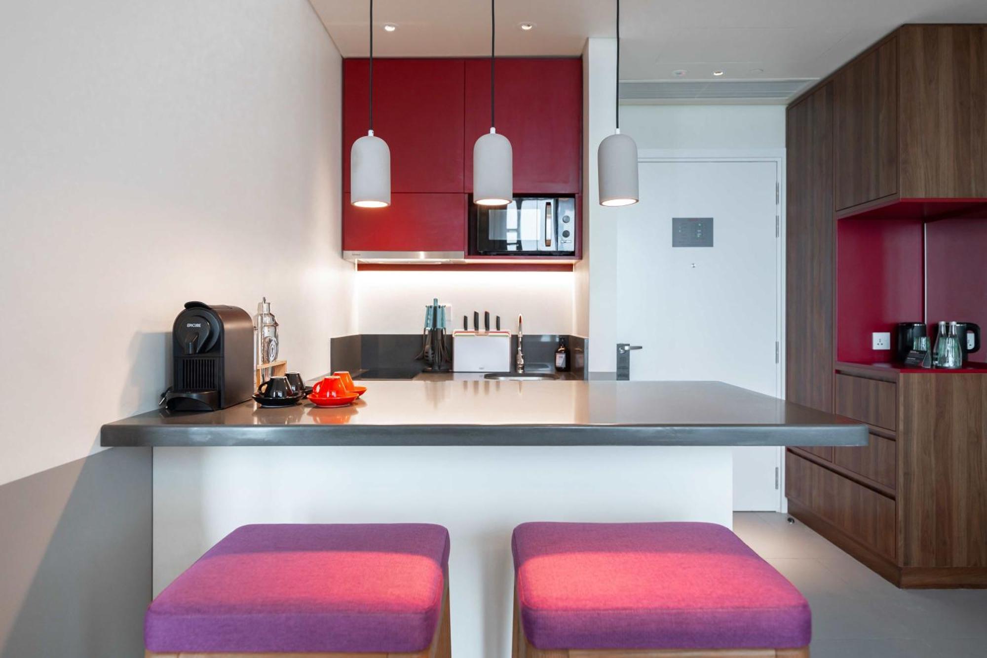 Wink Icon Hotel Danang Riverside - Luxury Suites - 24Hrs Stay & Rooftop Pool Bar Екстер'єр фото