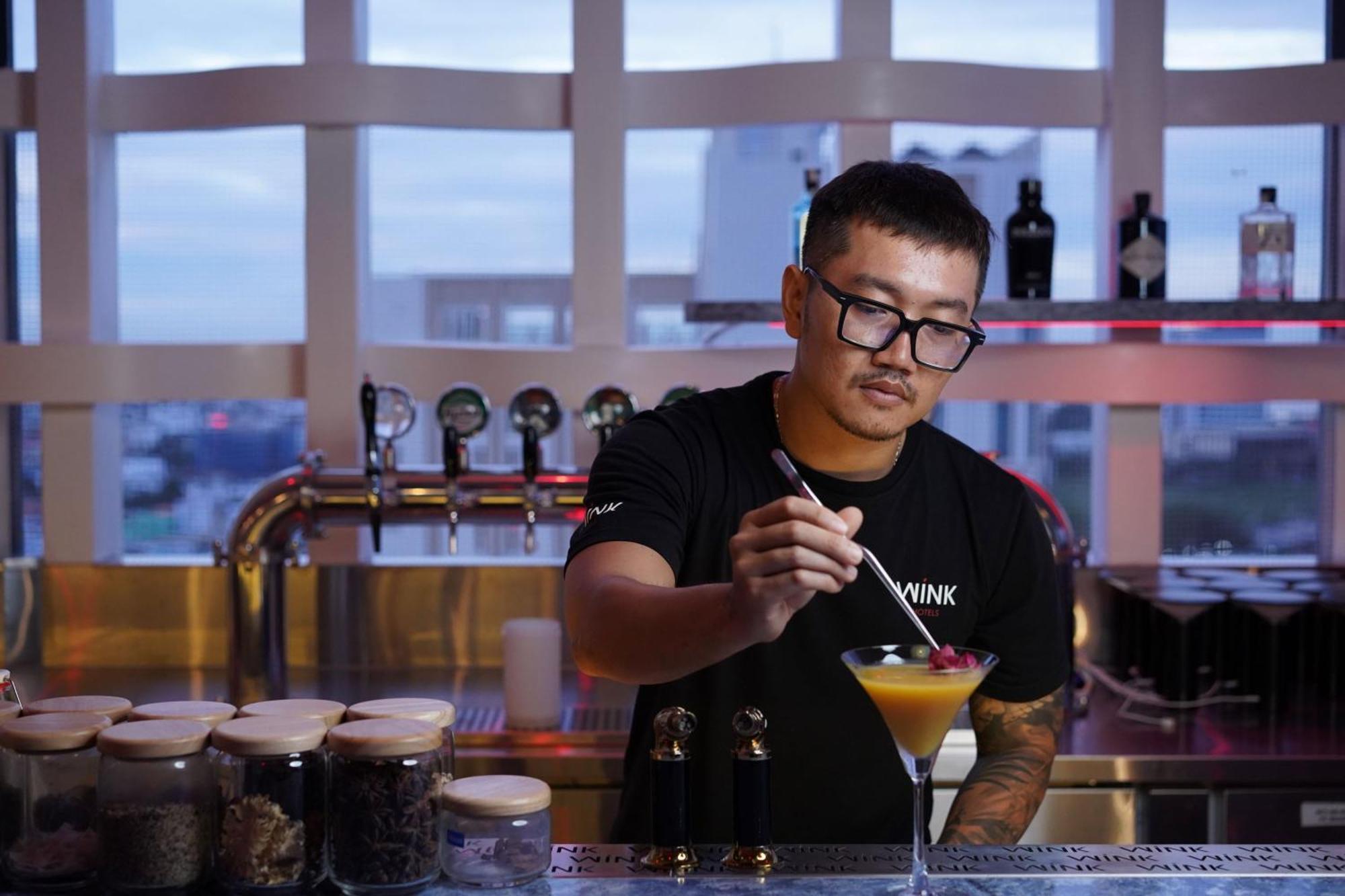 Wink Icon Hotel Danang Riverside - Luxury Suites - 24Hrs Stay & Rooftop Pool Bar Екстер'єр фото