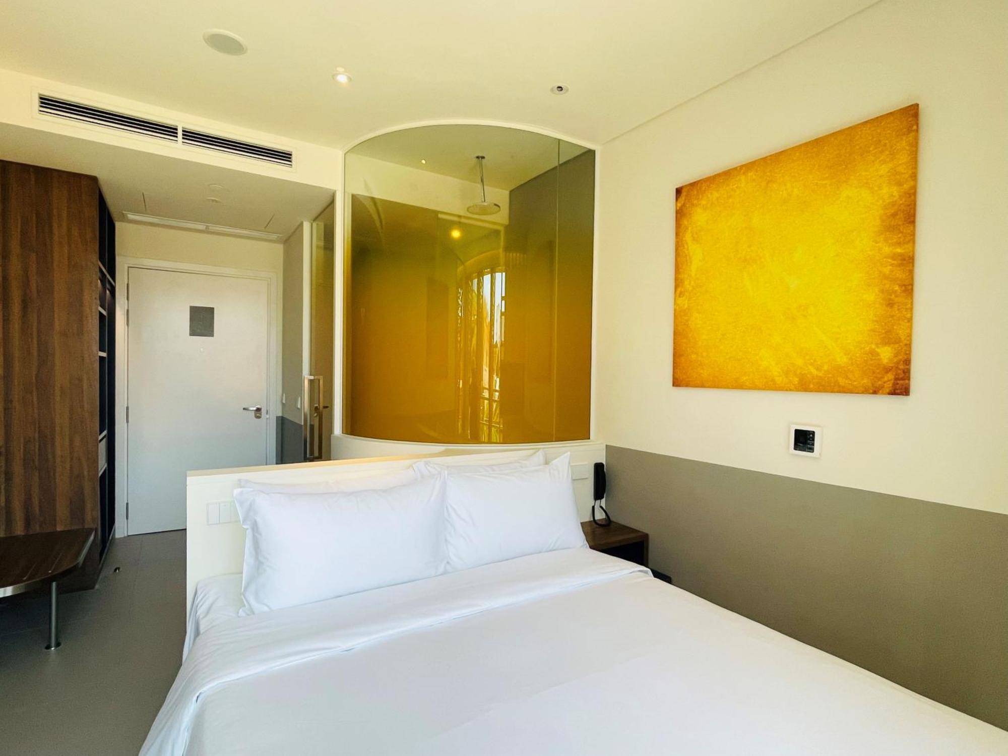 Wink Icon Hotel Danang Riverside - Luxury Suites - 24Hrs Stay & Rooftop Pool Bar Екстер'єр фото